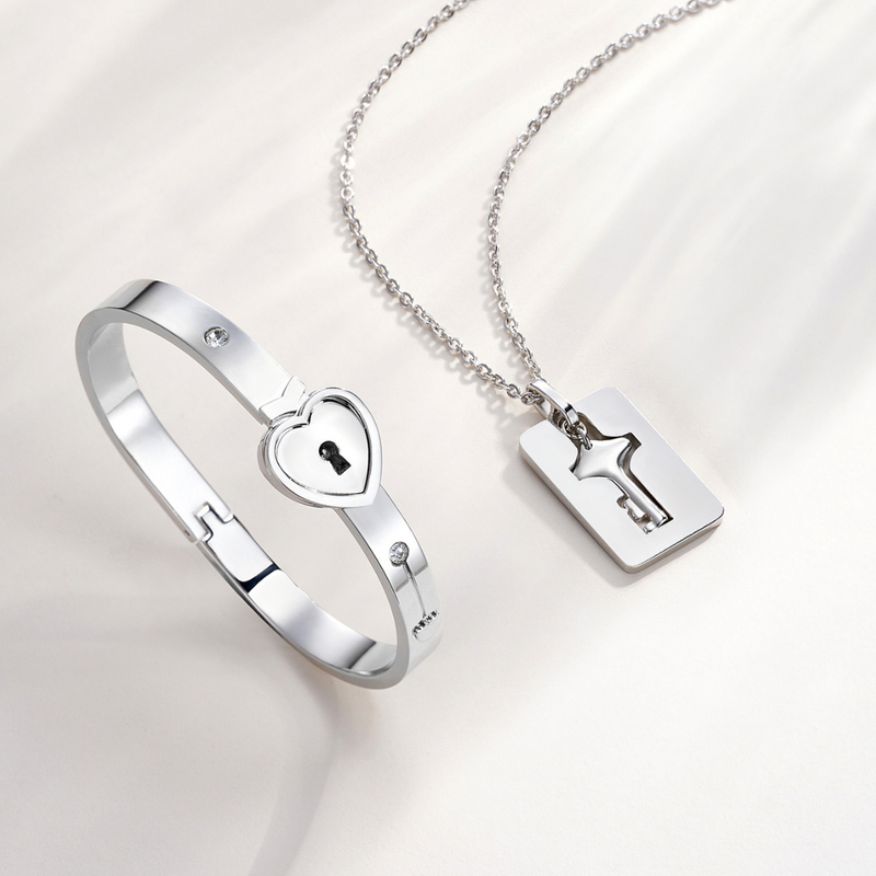 Key necklace and lock bracelet discount