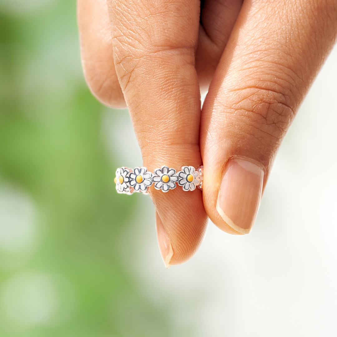 Daisy Ring – Love&Crafted